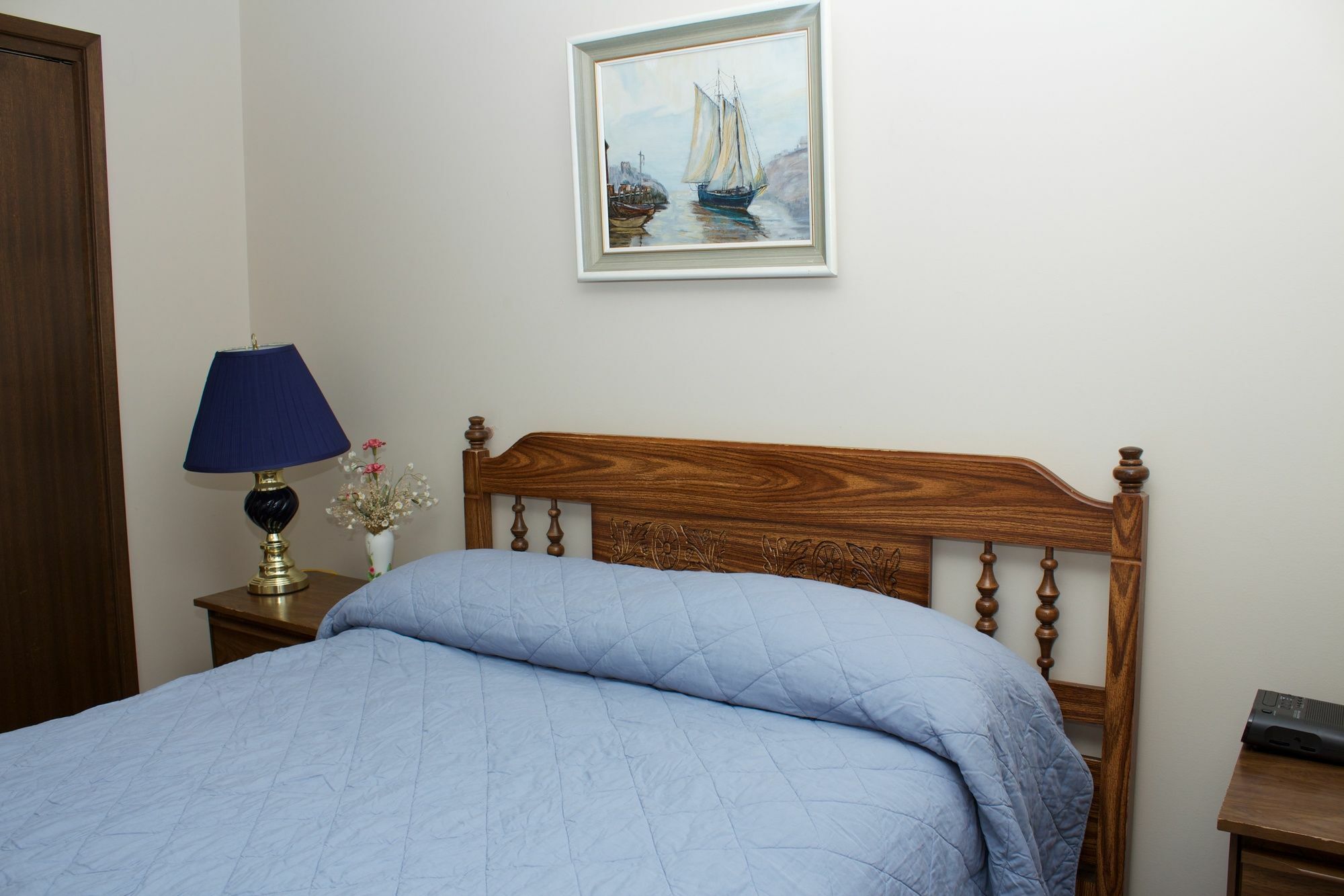 Cozy Nest Bed & Breakfast Calgary Exterior photo